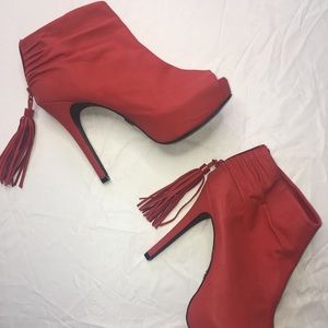 Rock & Republic Women’s Red Bootie Heels